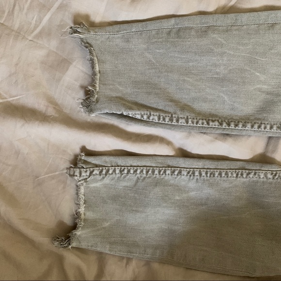 low rise Light Wash green jeans - Picture 2 of 4